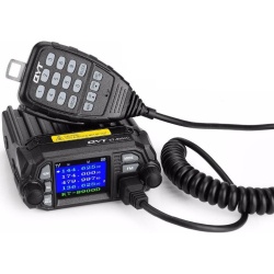 Φορητός πομποδέκτης – 8900D – QYT